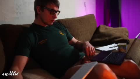 Snapshot of sexespresso chatting on February 21, 6:04 pm Thank you for Birthday Wishes  online show from February 21, 6:04 pm