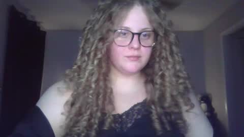 sexoutsouth1993 online show from December 4, 2:58 am