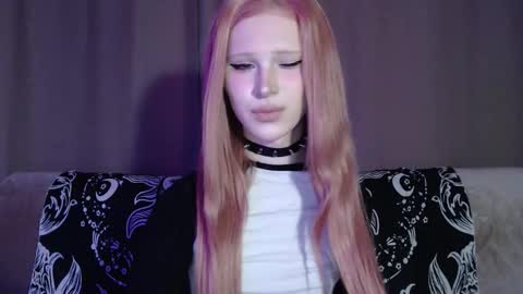 Nextdoor Princess online show from March 15, 5:01 am