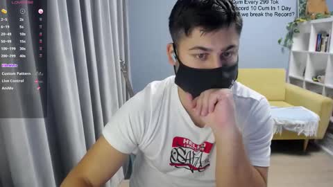 Tommy online show from November 26, 1:19 pm