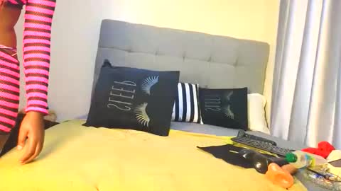 Snapshot of sexxy_mariana chatting on October 11, 1:43 am sexxy mariana online show from October 11, 1:43 am