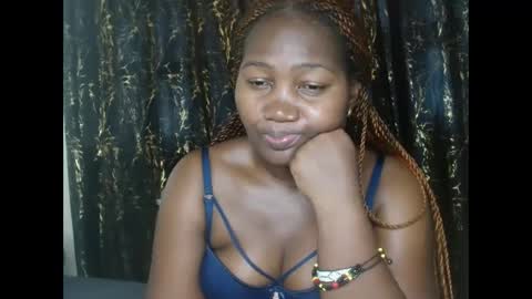 sexxypritty online show from May 16, 10:36 am