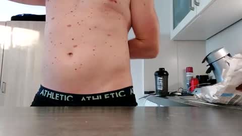 sexy30031986 online show from December 17, 8:32 am