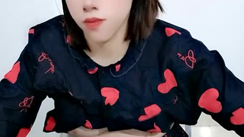 sexy8685 online show from October 31, 8:48 am