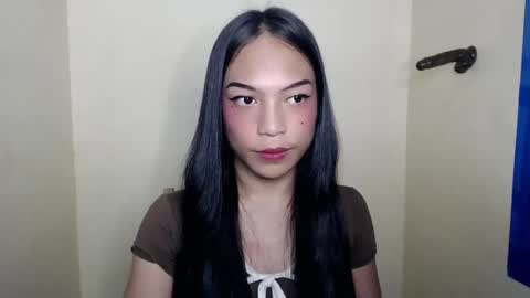 lovelyfebe  online show from September 17, 11:35 am