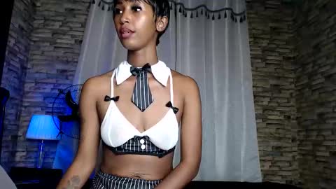 larisa online show from February 24, 7:33 am