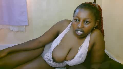 sexy_latasha online show from November 23, 12:36 pm