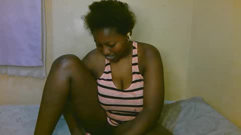 sexy_latasha online show from October 29, 7:14 pm