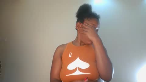 sexy_lyna online show from April 7, 5:53 am