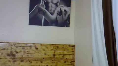 SEXY MOMAH online show from March 25, 9:32 pm