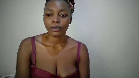 sexy_muna2 online show from March 8, 3:43 am