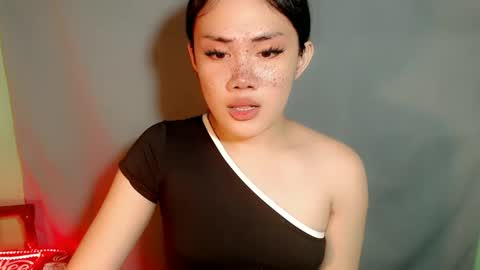 Snapshot of sexy_rc18 chatting on March 10, 12:49 pm RC online show from March 10, 12:49 pm