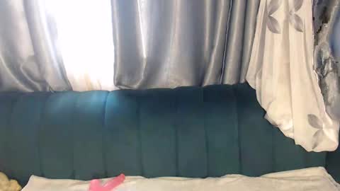 sexy_serena_ online show from January 7, 7:10 am