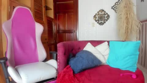 sexy_valeshca online show from December 20, 1:40 pm