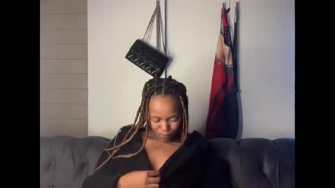 sexyasszeeee online show from February 16, 12:03 pm