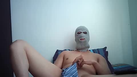 Snapshot of sexyatrevidoo chatting on September 20, 6:11 pm SesyMen online show from September 20, 6:11 pm