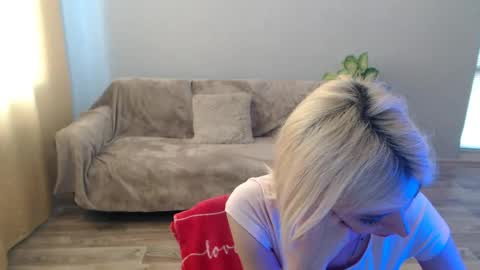 sexybeatriice online show from June 29, 10:15 am