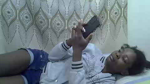 sexyboobies22 online show from October 21, 6:18 am