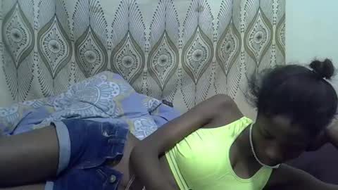 sexyboobies22 online show from October 15, 9:32 am