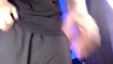 Iker online show from May 18, 11:38 am