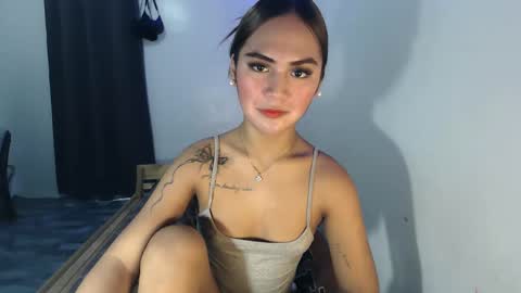 pretty Cheska online show from April 17, 9:50 pm