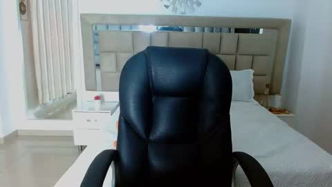 DAKOTA online show from January 13, 10:35 pm