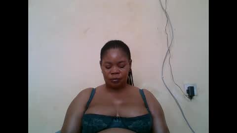 EMILY online show from November 18, 7:33 am