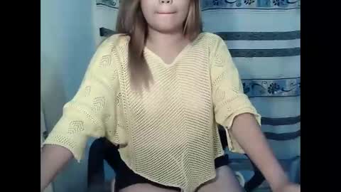 sexyhotmiya online show from November 9, 4:21 pm