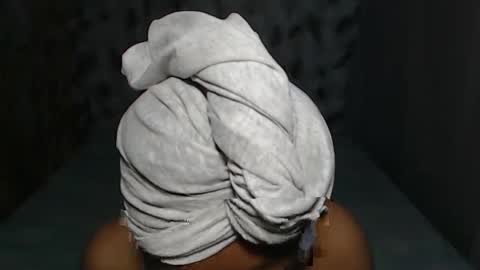 Rachelle online show from March 10, 10:28 am