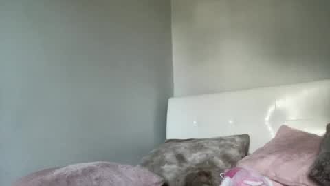 Jenny online show from September 26, 1:30 pm