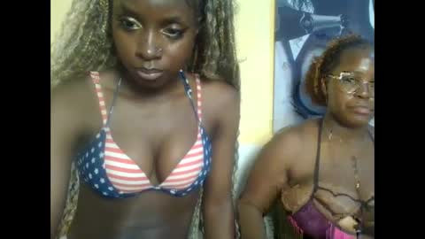 SexyKitty online show from November 19, 8:51 pm