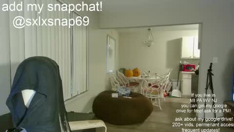 sexylax69 online show from October 22, 12:36 am