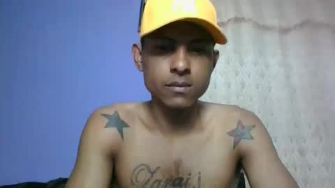 Snapshot of sexyleon69 chatting on March 4, 5:21 am Sexy leon online show from March 4, 5:21 am