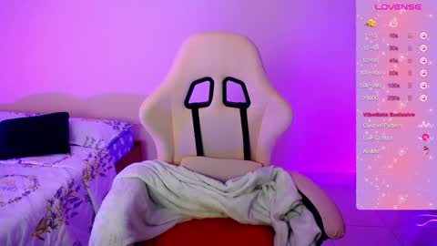 sexyloba  independent model online show from April 14, 1:31 am