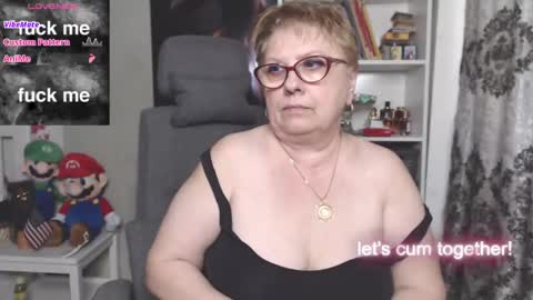 sexylynette4u online show from November 24, 10:14 am