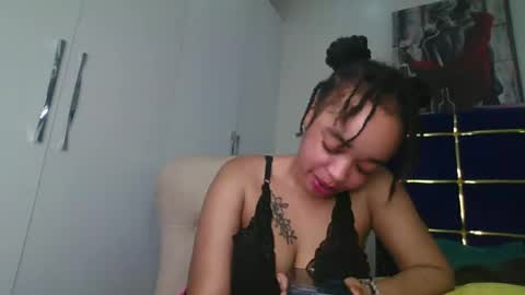 mel online show from February 27, 11:52 pm