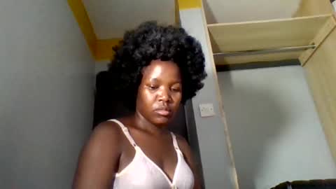 sexymelanin001 online show from October 5, 7:10 pm