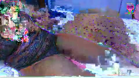 Snapshot of sexymompie chatting on February 8, 7:27 pm CANDY online show from February 8, 7:27 pm