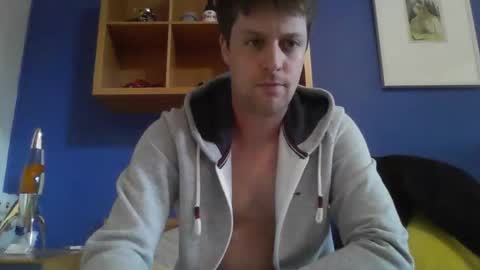 Snapshot of sexymotherfucker94 chatting on October 25, 4:29 pm Sexymotherfucker94 online show from October 25, 4:29 pm