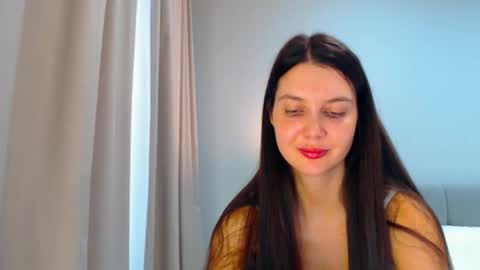 SexyMyMeow online show from December 4, 6:35 am