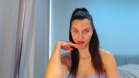 Snapshot of sexymymeow chatting on January 13, 5:55 am SexyMyMeow online show from January 13, 5:55 am