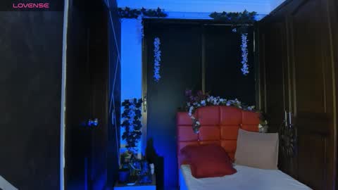 N A F online show from January 14, 7:11 pm