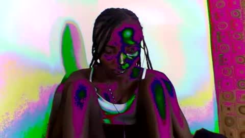 VIVIAN online show from March 8, 6:37 pm