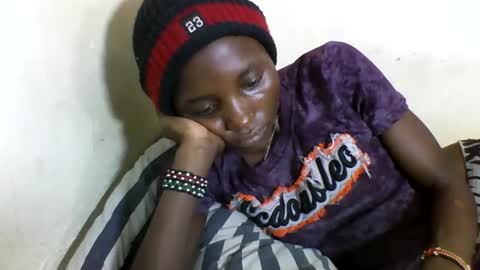 VIVIAN online show from February 26, 8:50 am