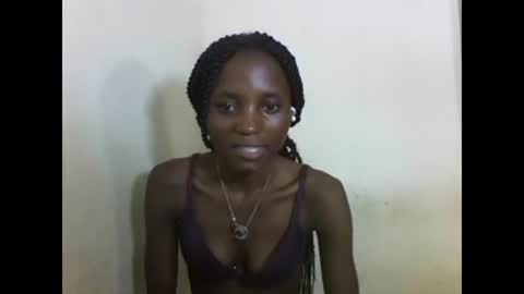 VIVIAN online show from February 16, 11:59 am