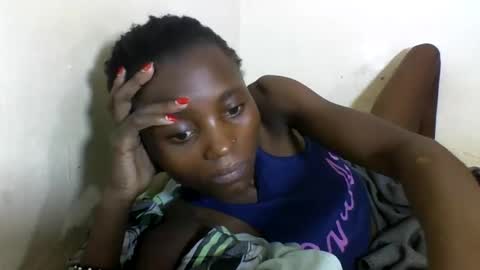 VIVIAN online show from February 23, 12:05 pm