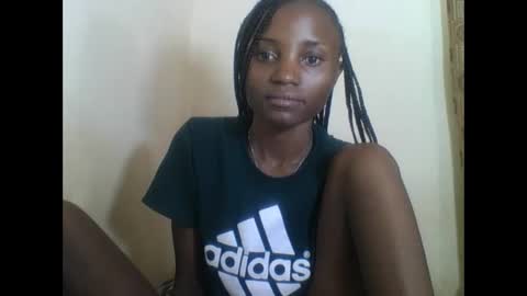 VIVIAN online show from March 12, 9:12 am