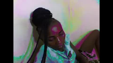 VIVIAN online show from March 7, 11:29 am