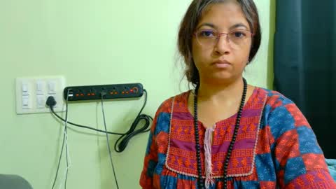 Snapshot of sexyniharika chatting on September 27, 4:54 am Niharika online show from September 27, 4:54 am