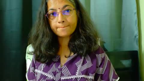 Snapshot of sexyniharika chatting on October 8, 6:08 am Niharika online show from October 8, 6:08 am